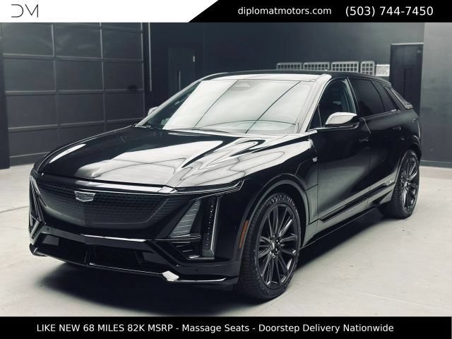 Used 2026 Cadillac Lyriq V AWD/4WD image 1