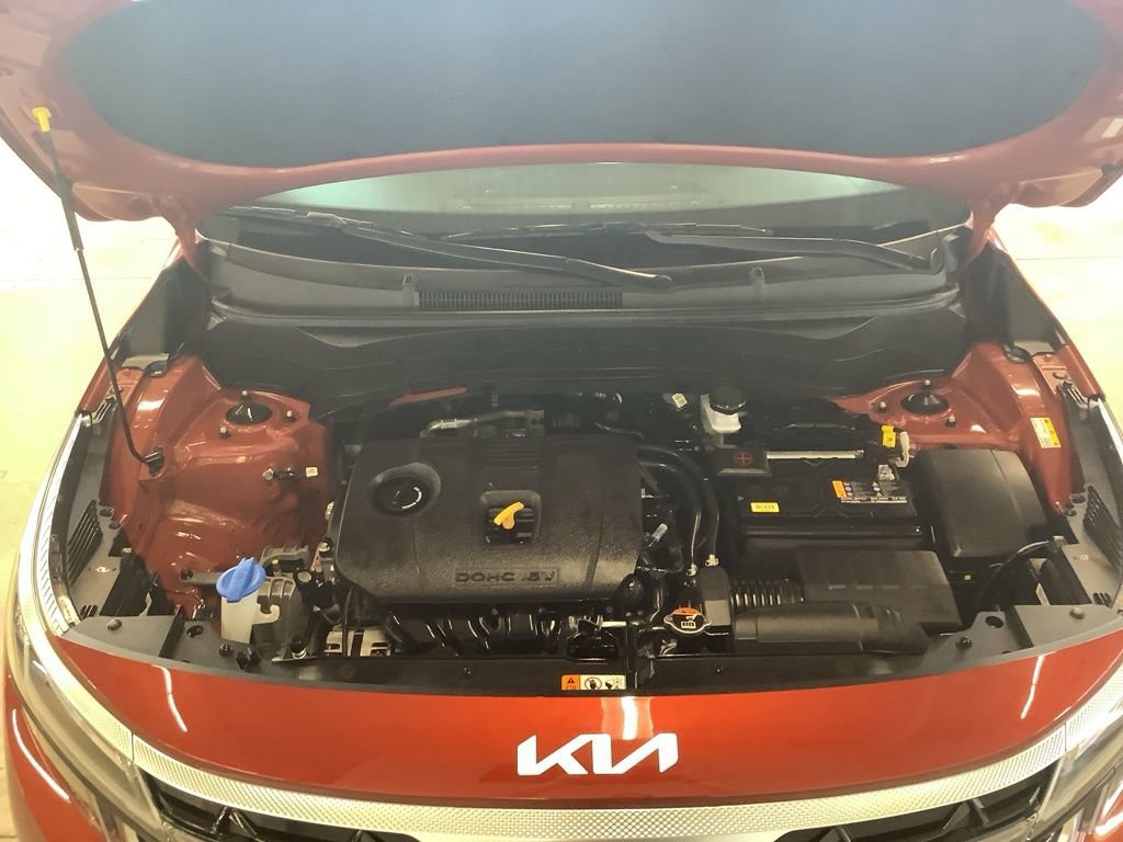 Certified 2025 Kia Seltos S AWD/4WD image 24