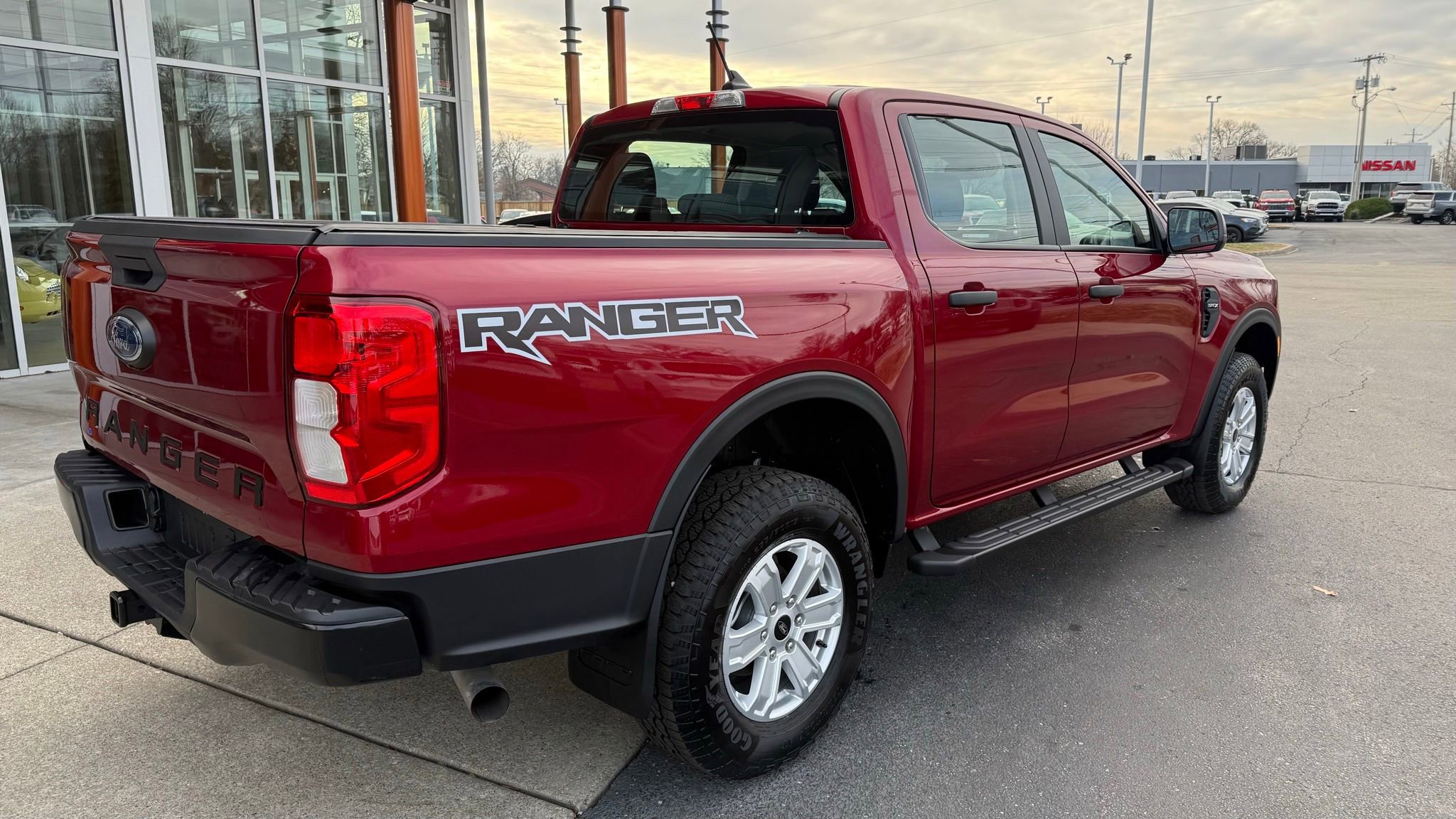 Used 2025 Ford Ranger XL w/ Trailer Tow Package image 3