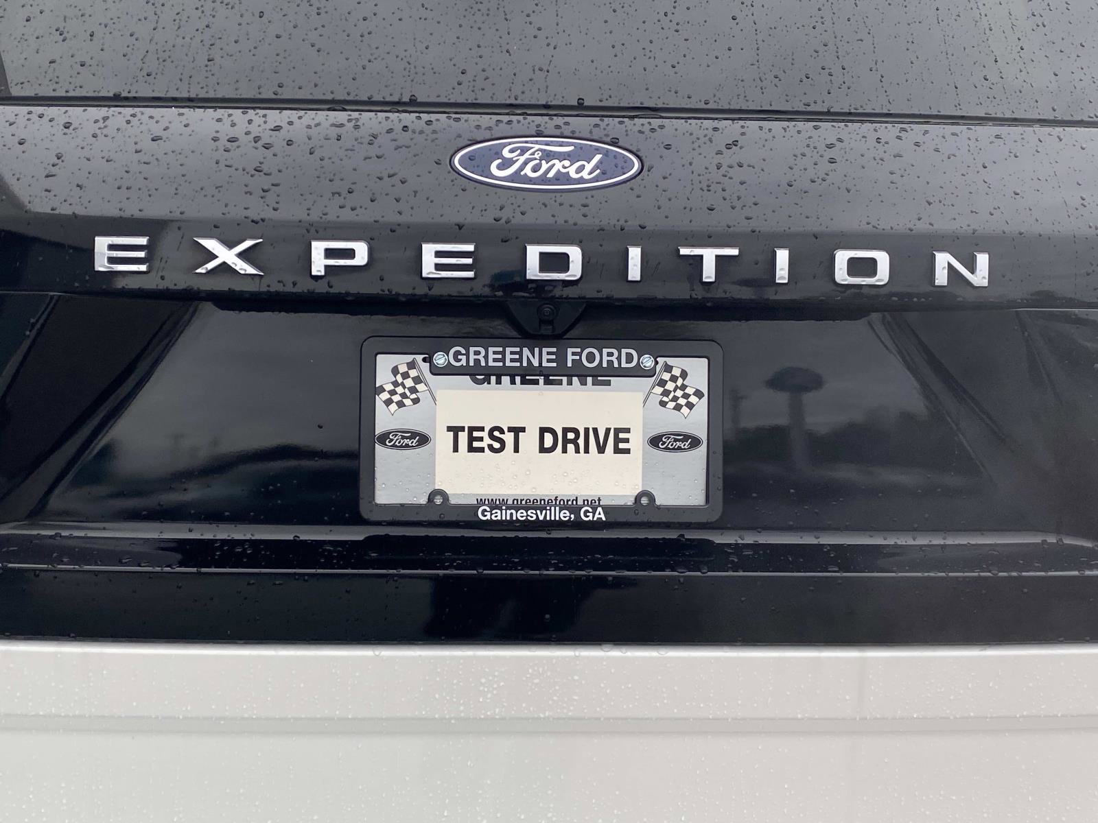 Used 2025 Ford Expedition Active image 6