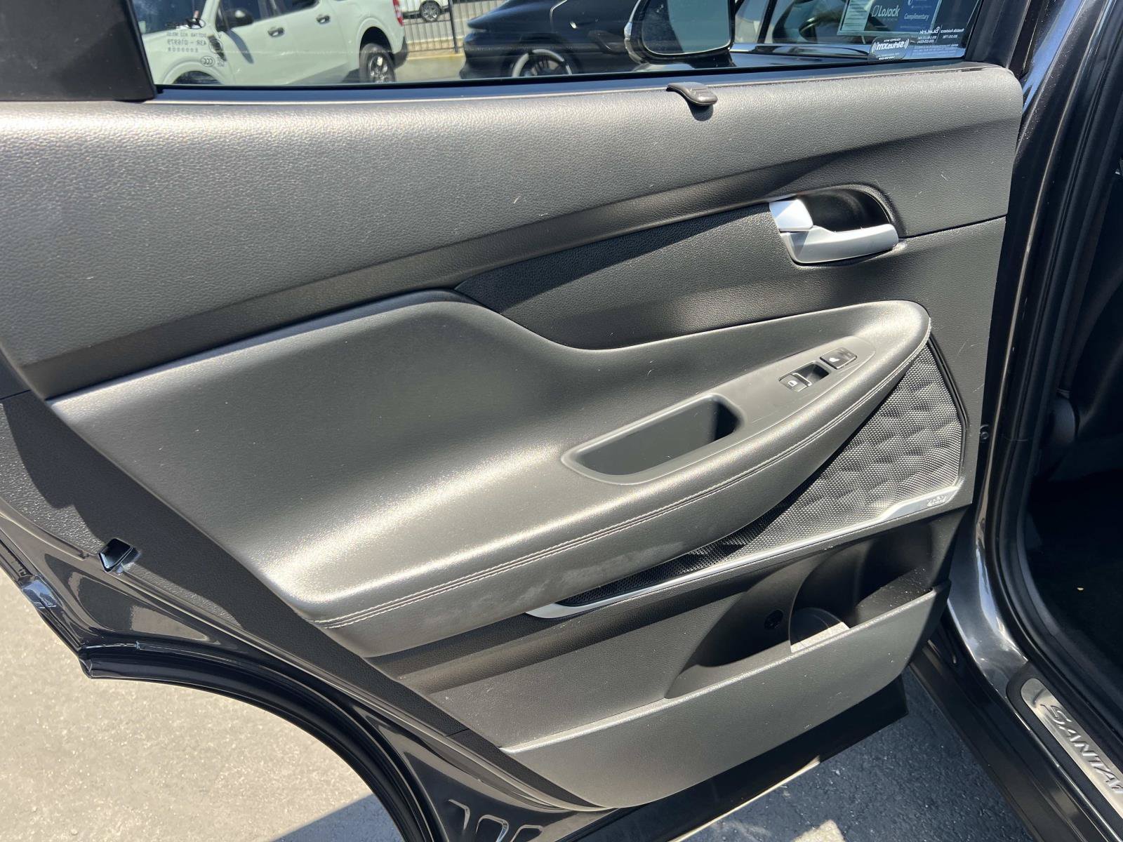 Used 2020 Hyundai Santa Fe Limited AWD/4WD image 23