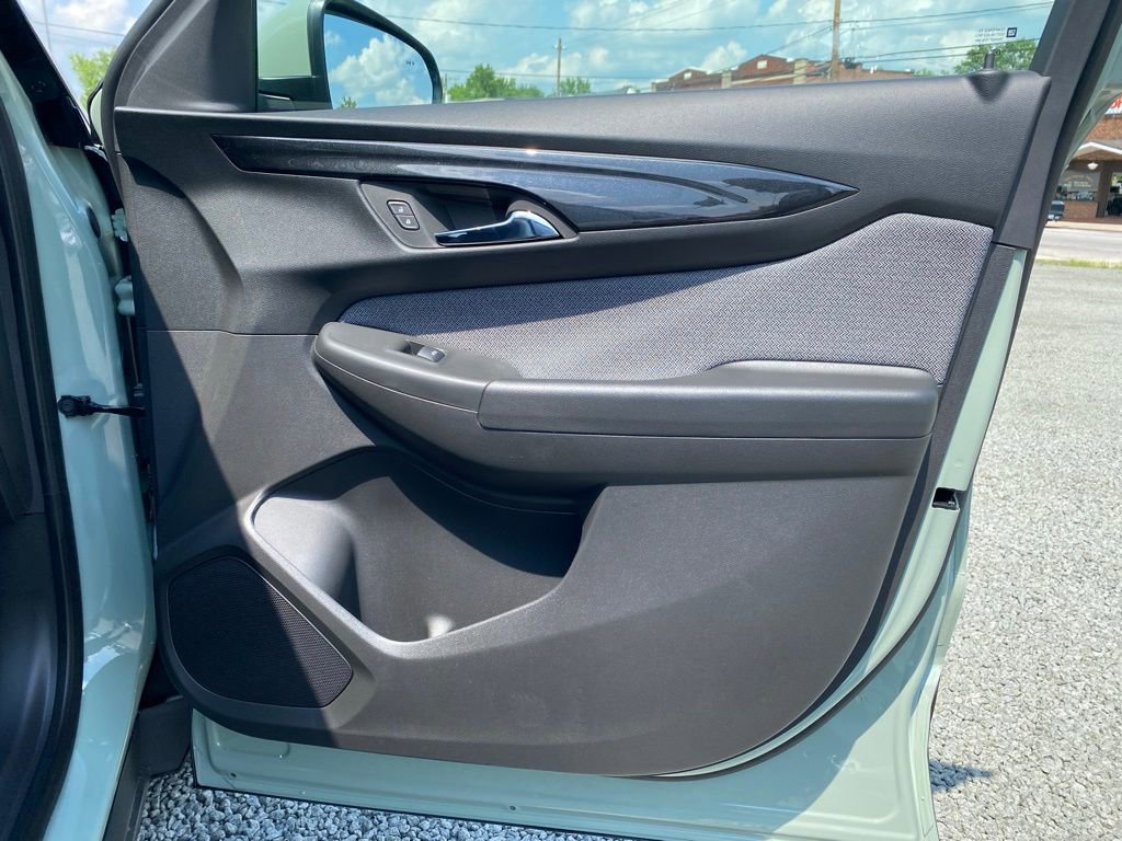 New 2025 Chevrolet TrailBlazer LT w/ Convenience Package FWD image 21