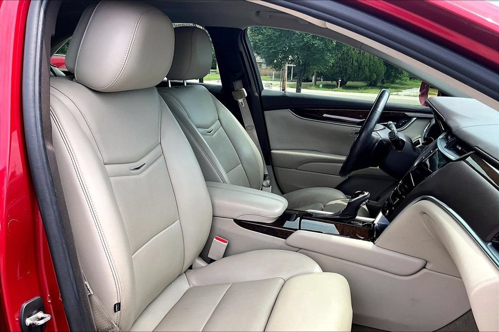 Used 2013 Cadillac XTS Luxury w/ Driver Awareness Package FWD image 7