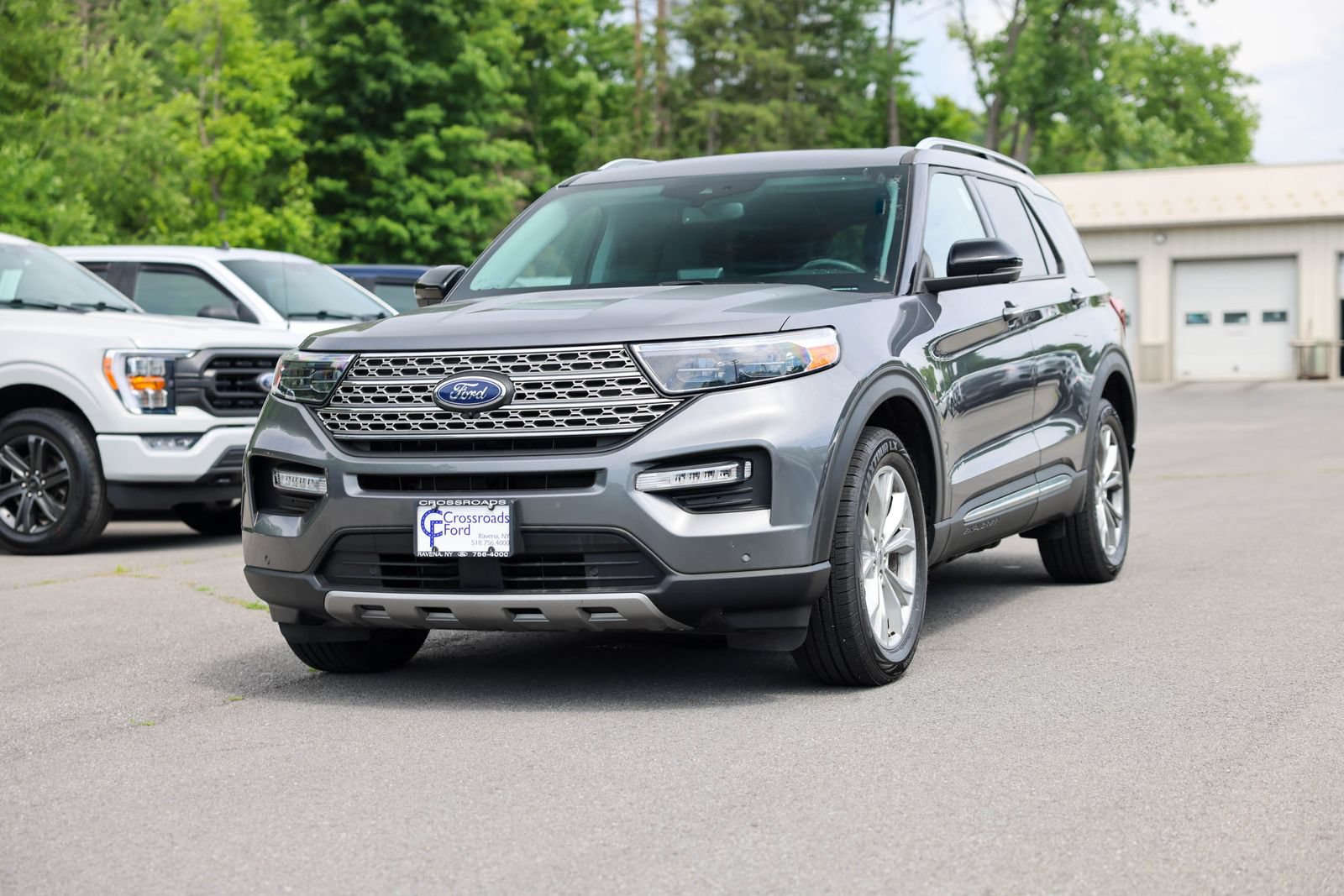 Used 2023 Ford Explorer Limited w/ Limited Technology Package AWD/4WD image 1