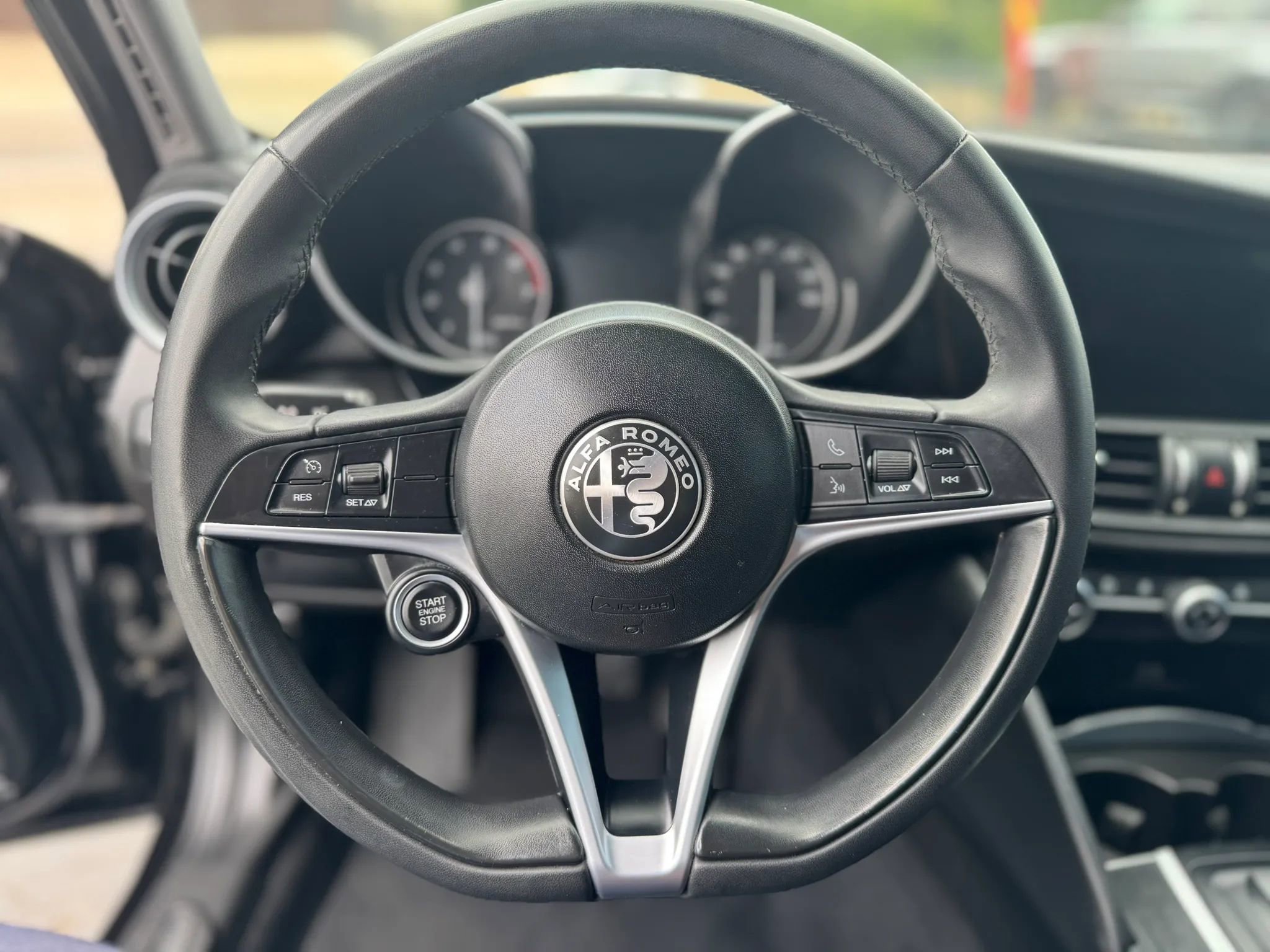 Used 2019 Alfa Romeo Giulia w/ Nero Edizione RWD image 7