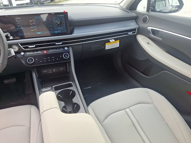 New 2026 Hyundai Sonata SEL AWD/4WD image 11