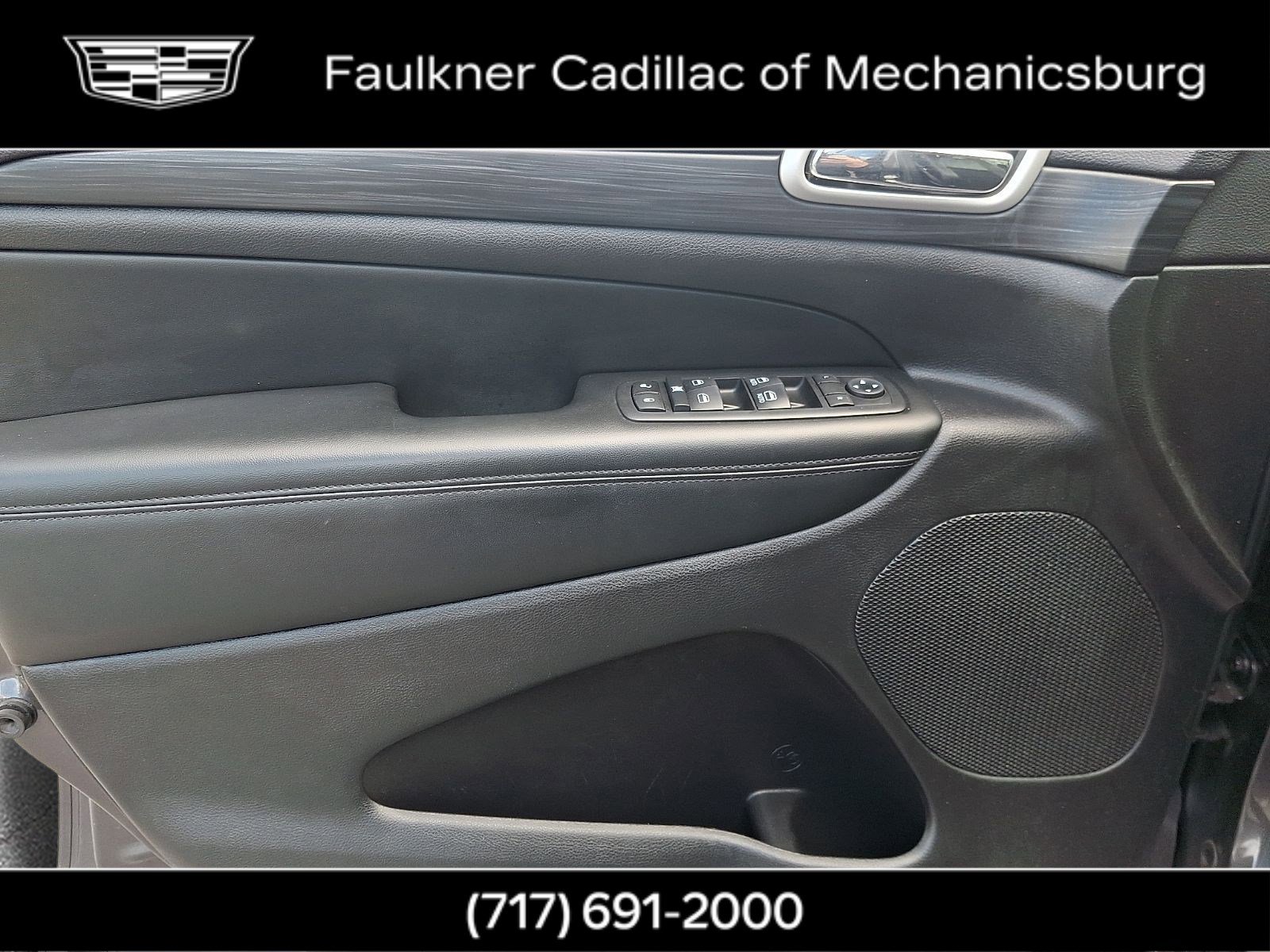 Used 2020 Jeep Grand Cherokee Altitude image 12