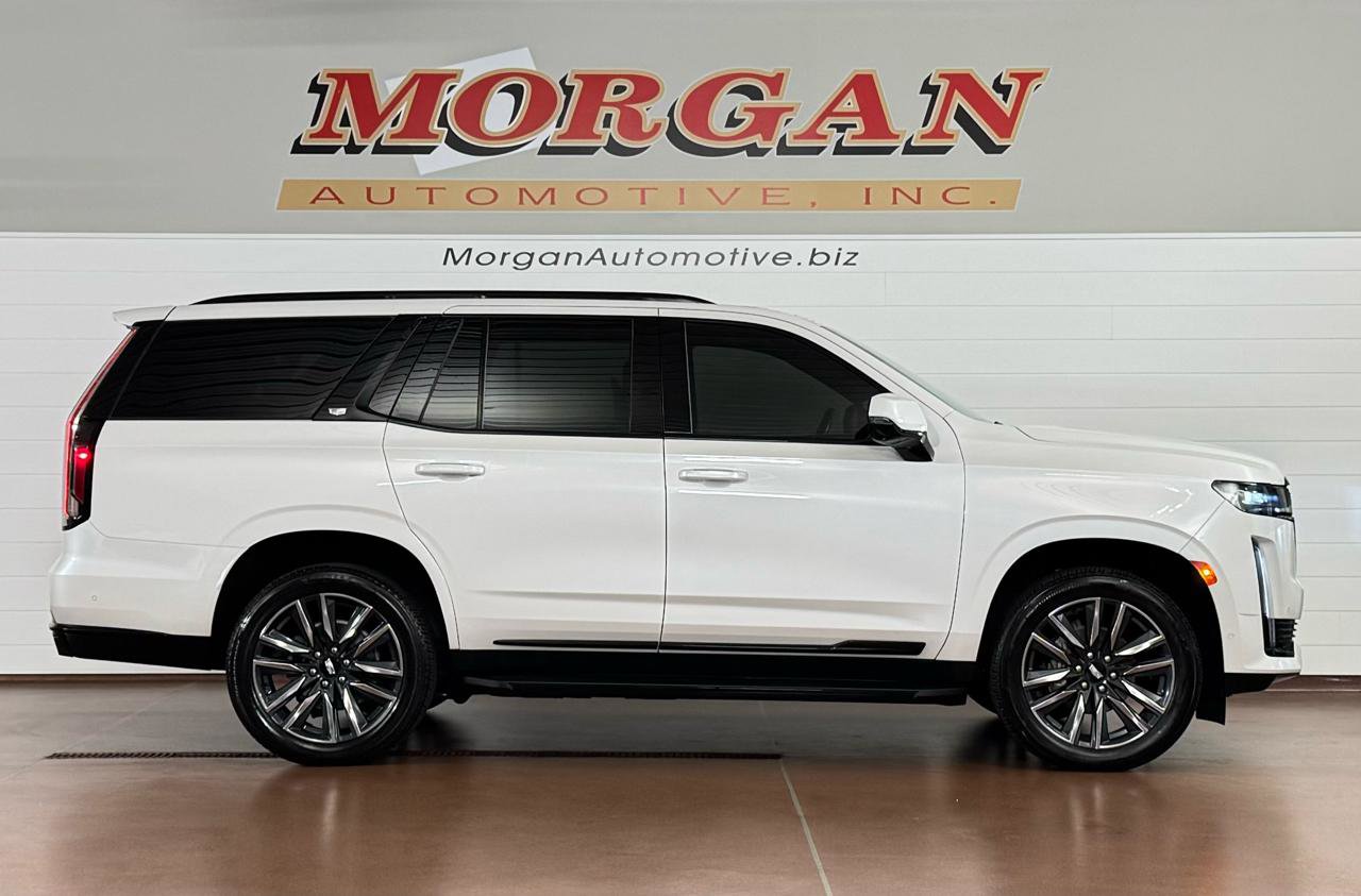 Used 2023 Cadillac Escalade Sport Platinum AWD/4WD image 2