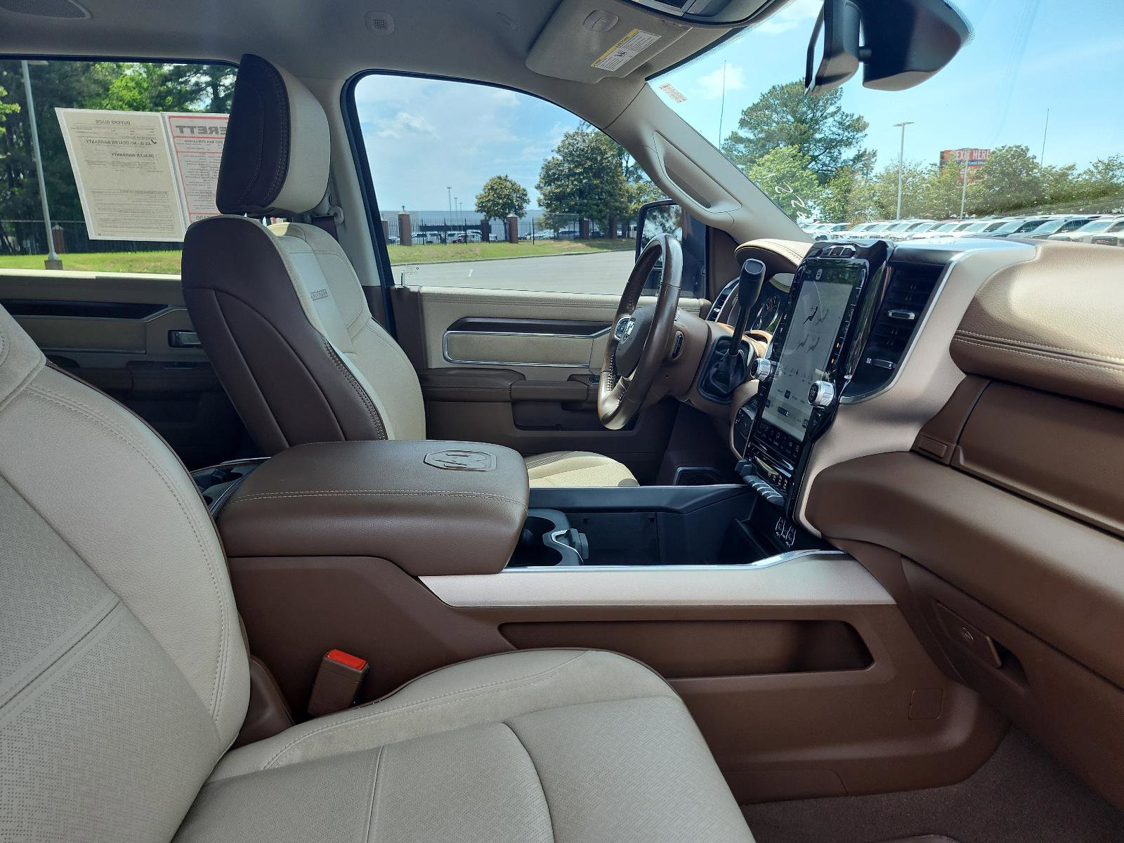 Used 2023 RAM 2500 Laramie AWD/4WD image 12