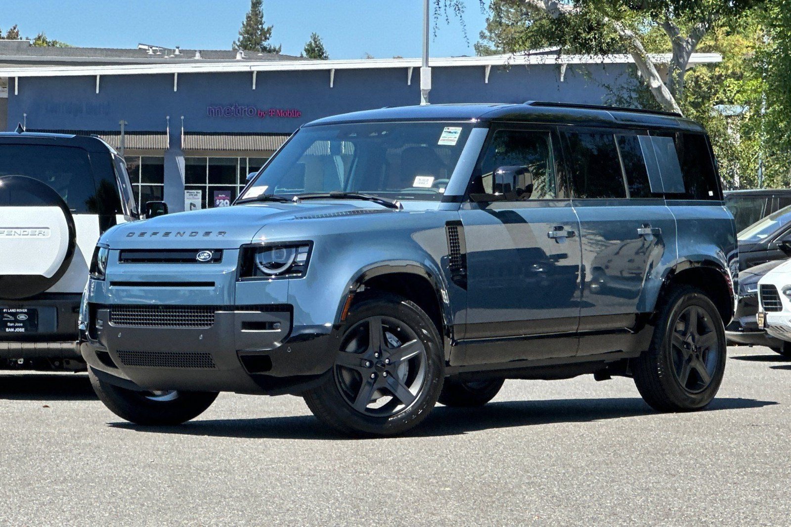 New 2026 Land Rover Defender 110 X-Dynamic SE
