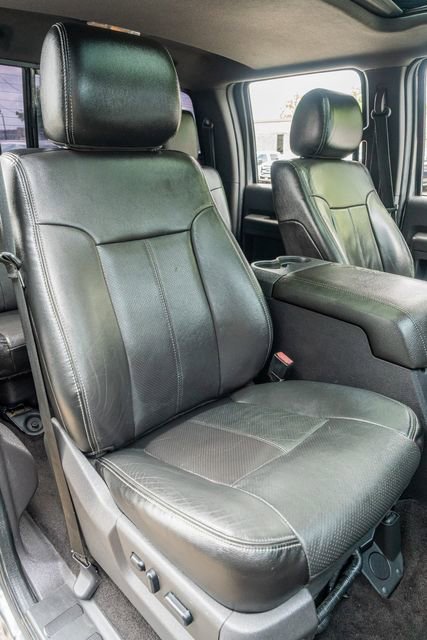 Used 2015 Ford F250 Lariat w/ Lariat Ultimate Package AWD/4WD image 44