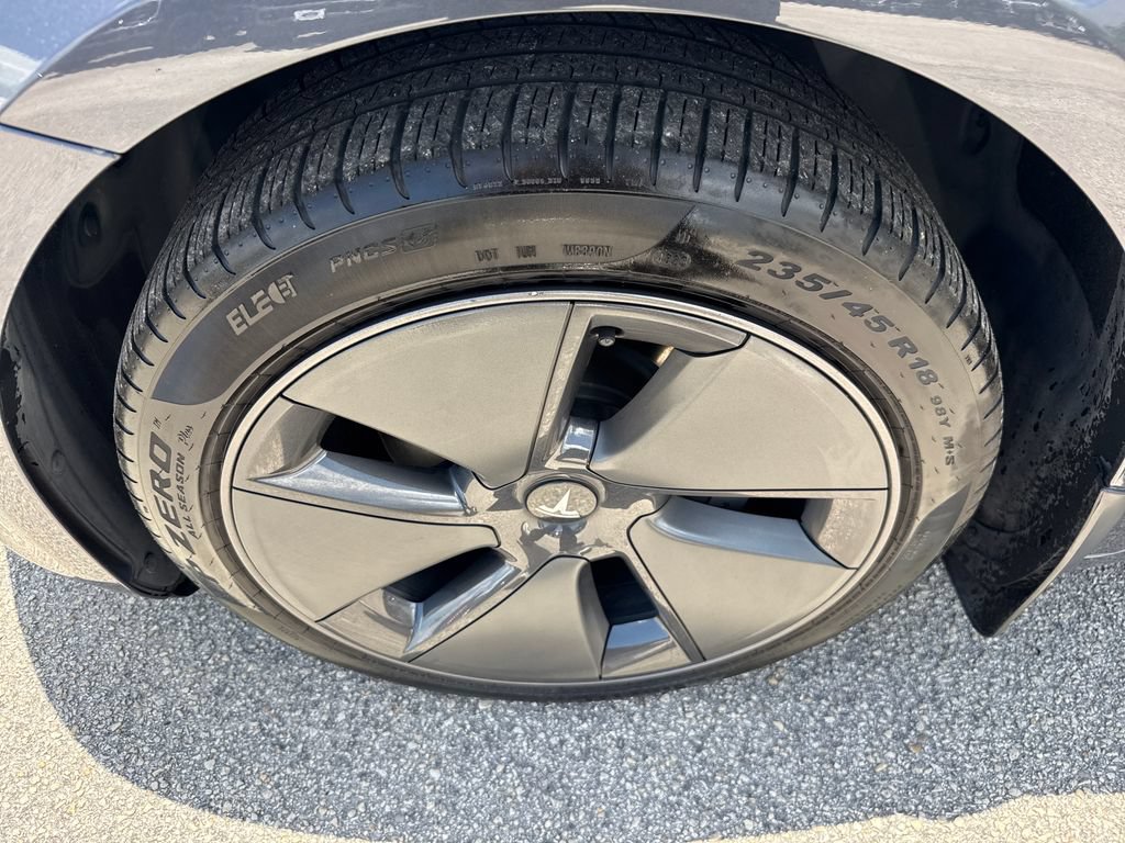 Used 2022 Tesla Model 3 Long Range AWD/4WD image 11