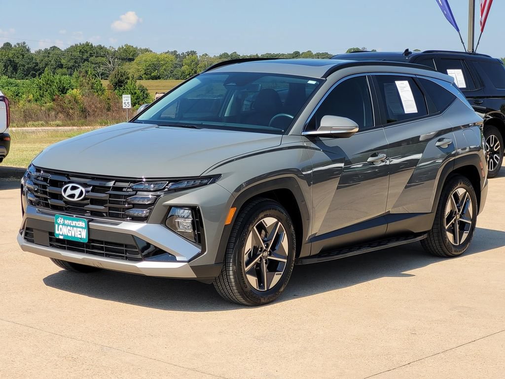 Certified 2025 Hyundai Tucson SEL FWD image 3