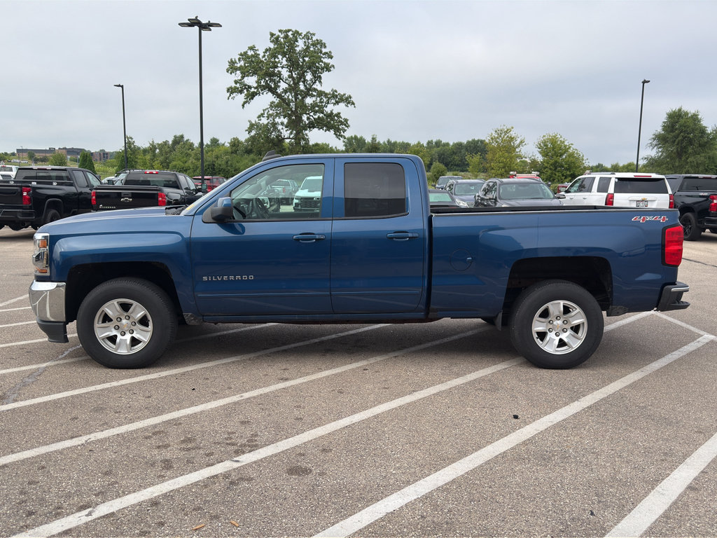 Used 2016 Chevrolet Silverado 1500 LT w/ All Star Edition AWD/4WD image 2
