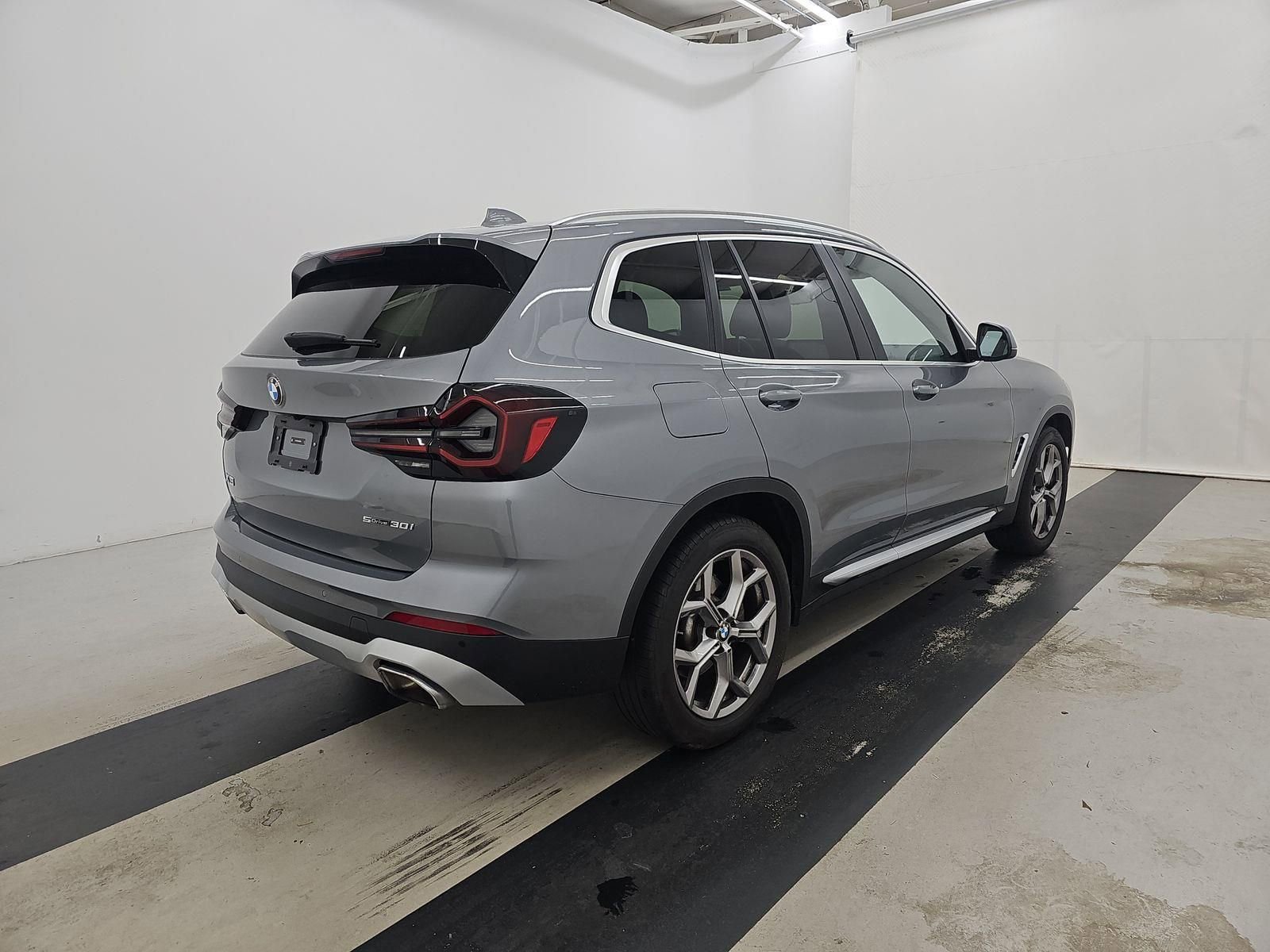 Used 2024 BMW X3 sDrive30i w/ Premium Package w/ZPA RWD image 4