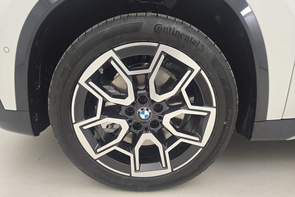 New 2027 BMW X1 xDrive28i w/ Convenience Package AWD/4WD image 12