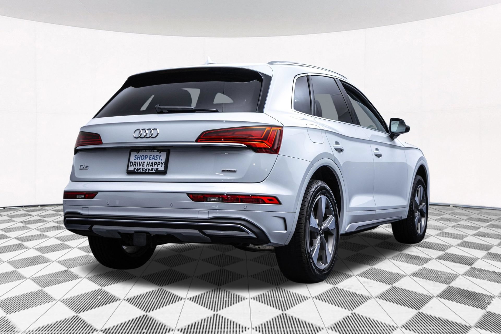 Used 2023 Audi Q5 2.0T Premium Plus w/ Premium Plus Package AWD/4WD image 13