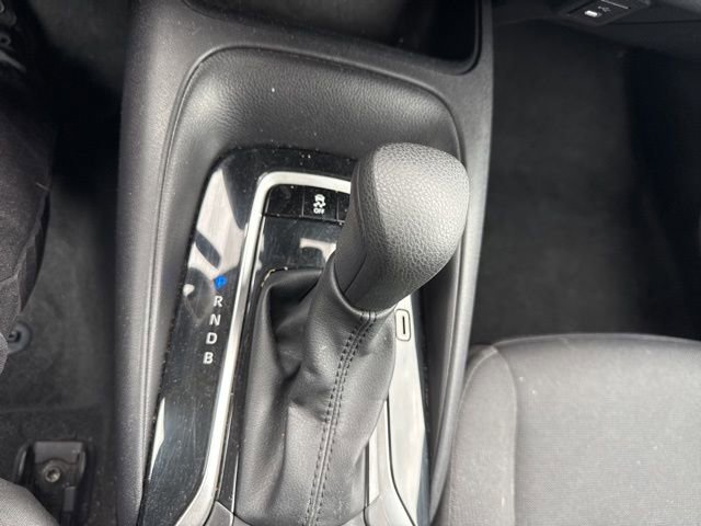 Used 2025 Toyota Corolla LE FWD image 18