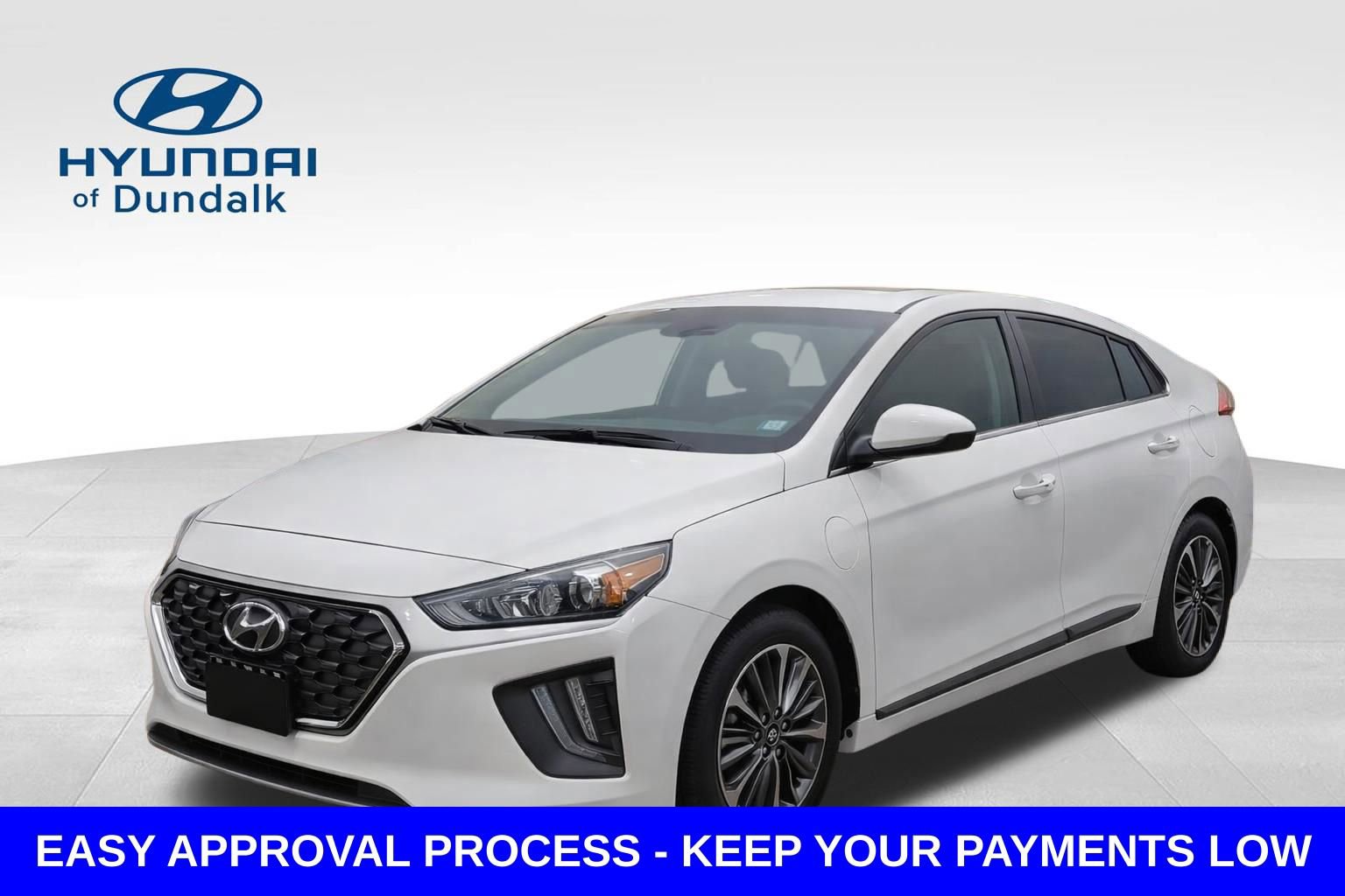 Used 2021 Hyundai Ioniq SE FWD image 1