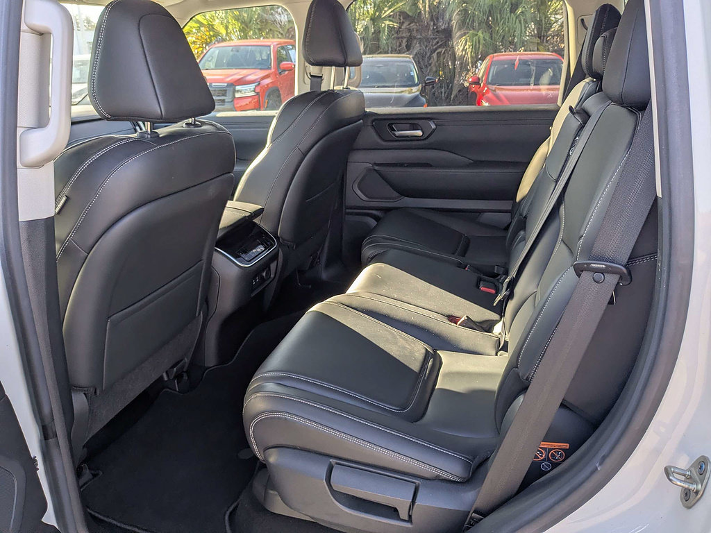 Certified 2026 Nissan Armada SV AWD/4WD image 14