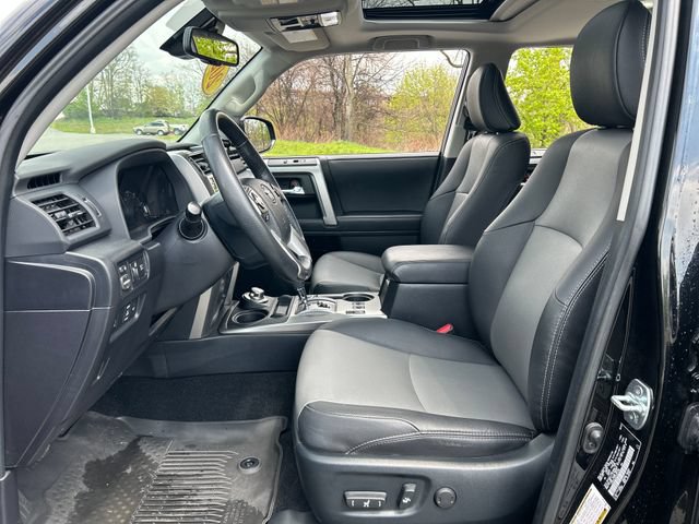 Certified 2023 Toyota 4Runner SR5 Premium w/ Moonroof Package AWD/4WD image 9