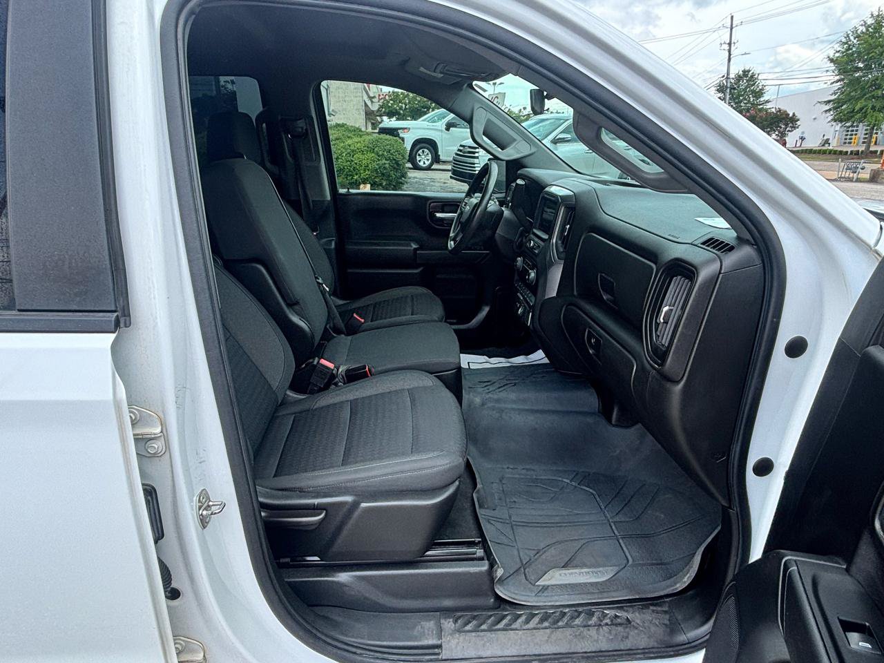 Used 2022 Chevrolet Silverado 1500 Custom RWD image 37