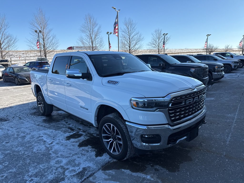 Used 2025 RAM 1500 Limited AWD/4WD image 4