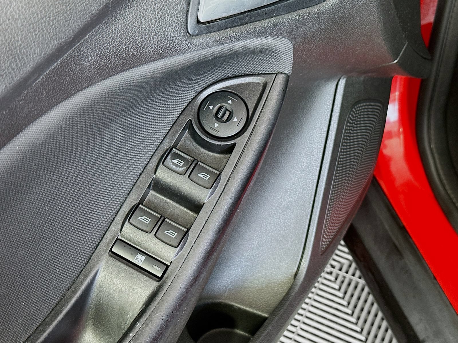 Used 2017 Ford Focus SE FWD image 17