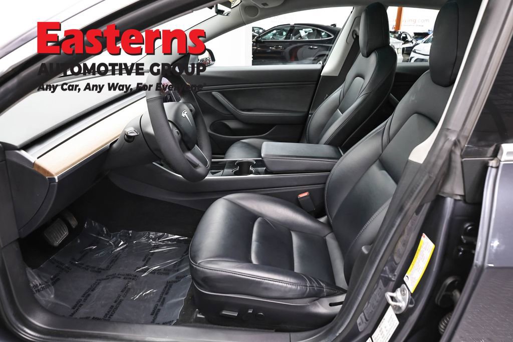 Used 2019 Tesla Model 3 Standard Range Plus RWD image 14