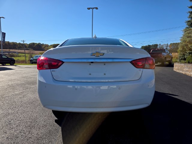 Used 2015 Chevrolet Impala LT w/ Convenience Package FWD image 3