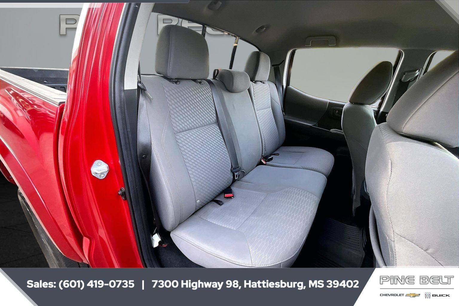 Used 2022 Toyota Tacoma SR5 RWD image 21