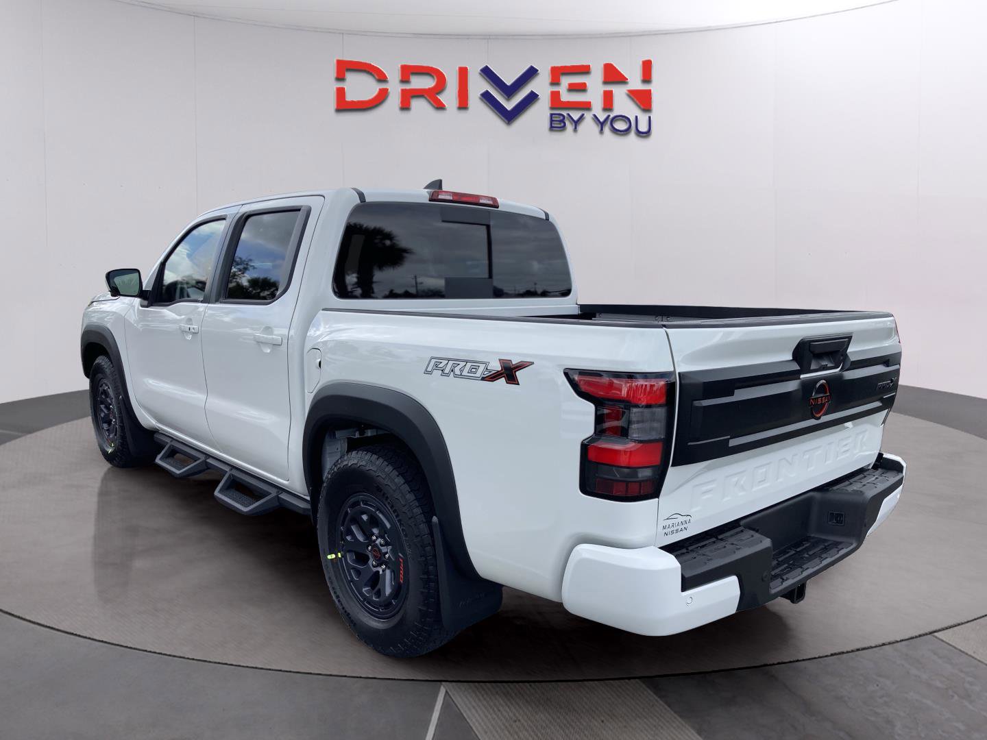 New 2026 Nissan Frontier Pro-X w/ Pro-X Convenience Package image 3