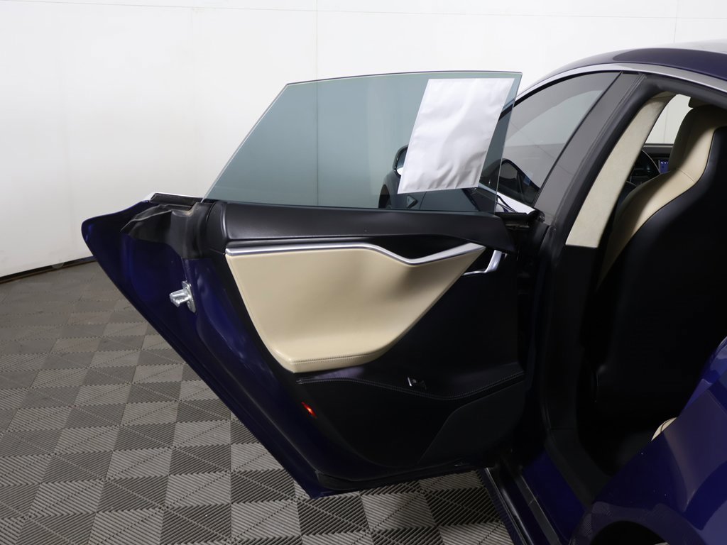 Used 2016 Tesla Model S P90D image 22