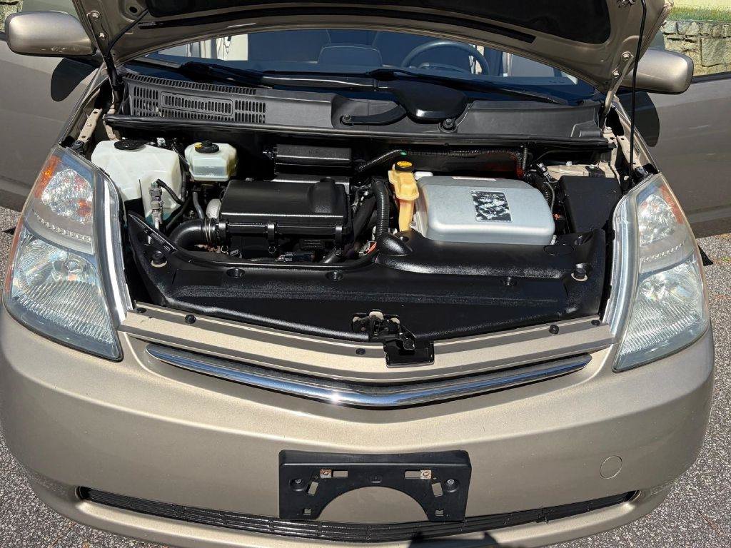 Used 2007 Toyota Prius w/ Pkg 2 FWD image 13