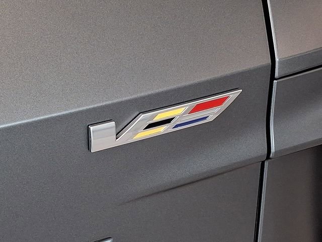 New 2026 Cadillac Lyriq V image 16