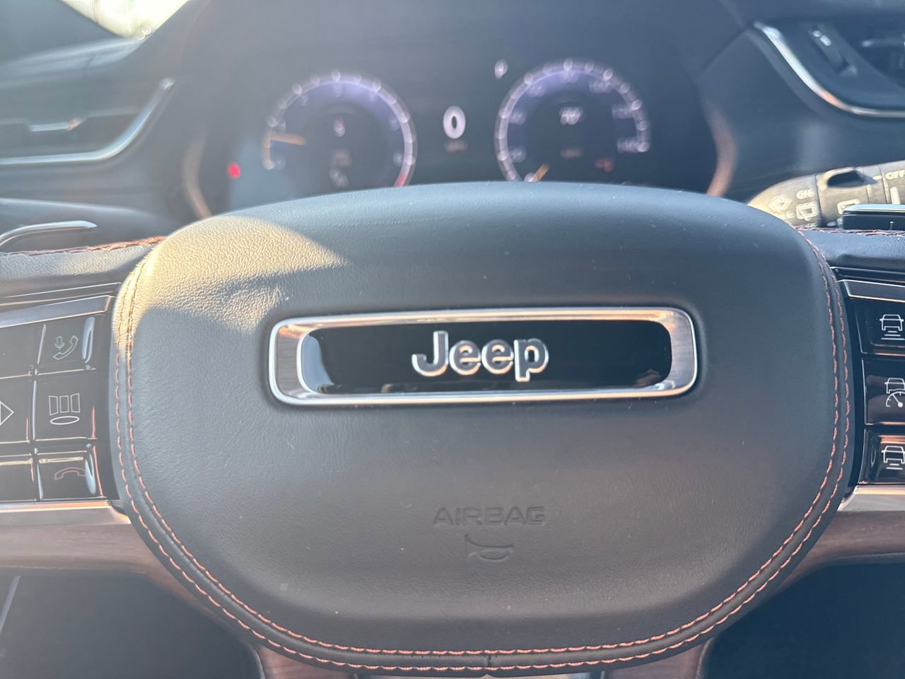 Used 2024 Jeep Grand Cherokee L Summit w/ Advanced Protech Group IV image 28