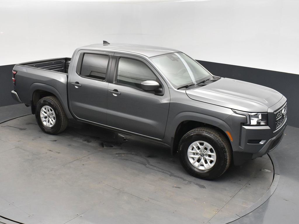 Used 2024 Nissan Frontier SV image 24