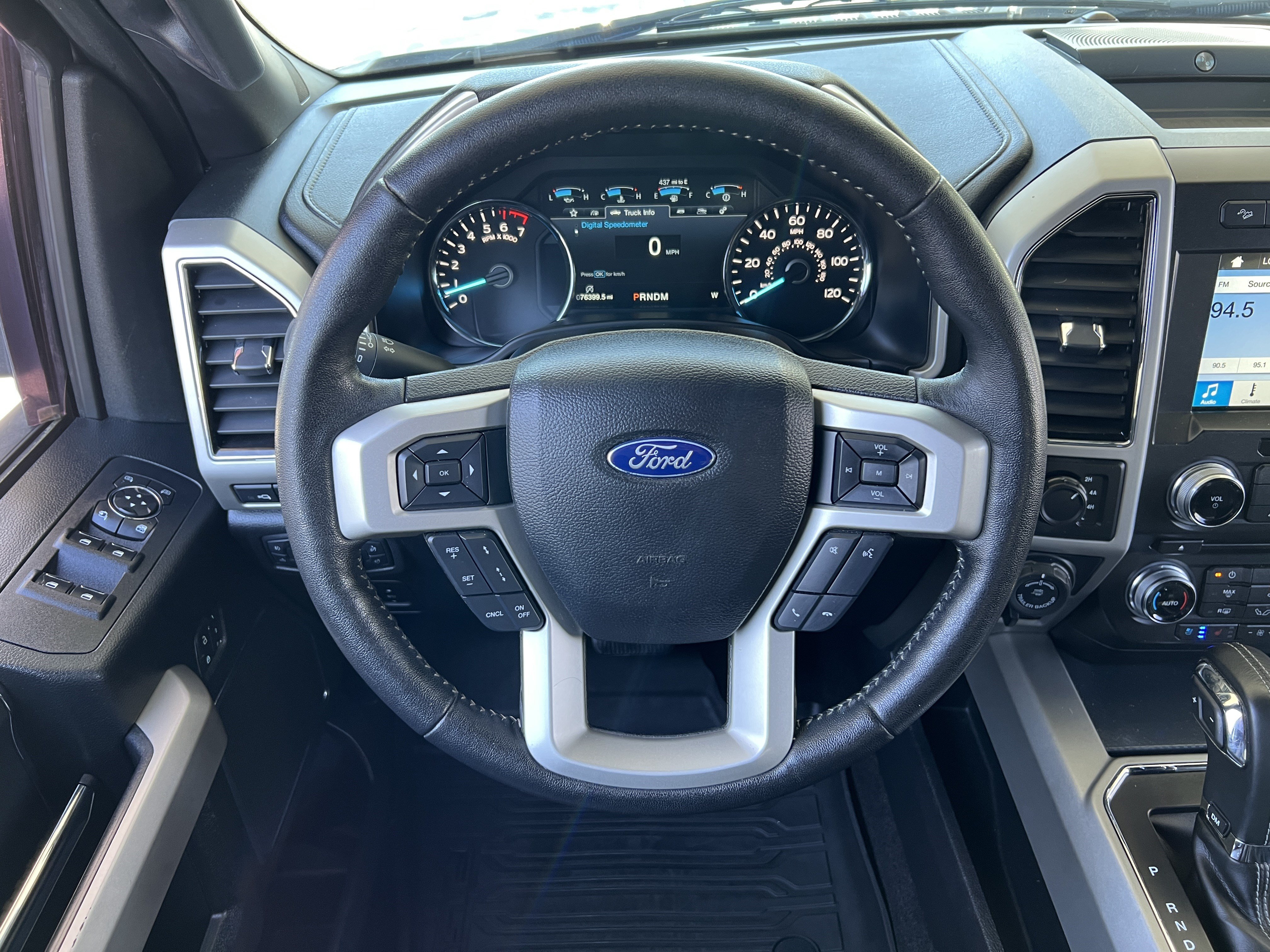 Used 2018 Ford F150 Lariat w/ Equipment Group 502A Luxury AWD/4WD image 25