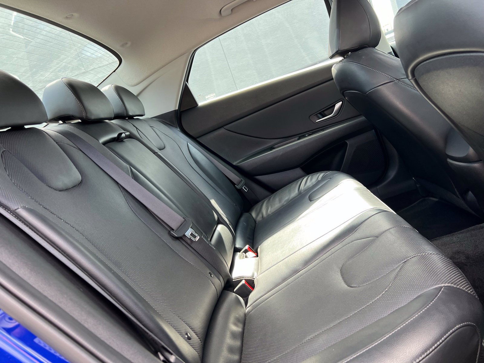 Used 2023 Hyundai Elantra Limited FWD image 48