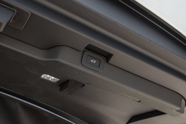 New 2026 Land Rover Discovery Dynamic SE AWD/4WD image 64