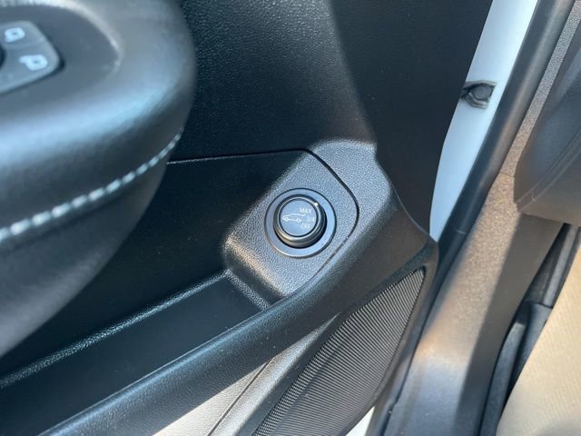 Certified 2023 GMC Terrain SLE w/ Driver Convenience Package image 28