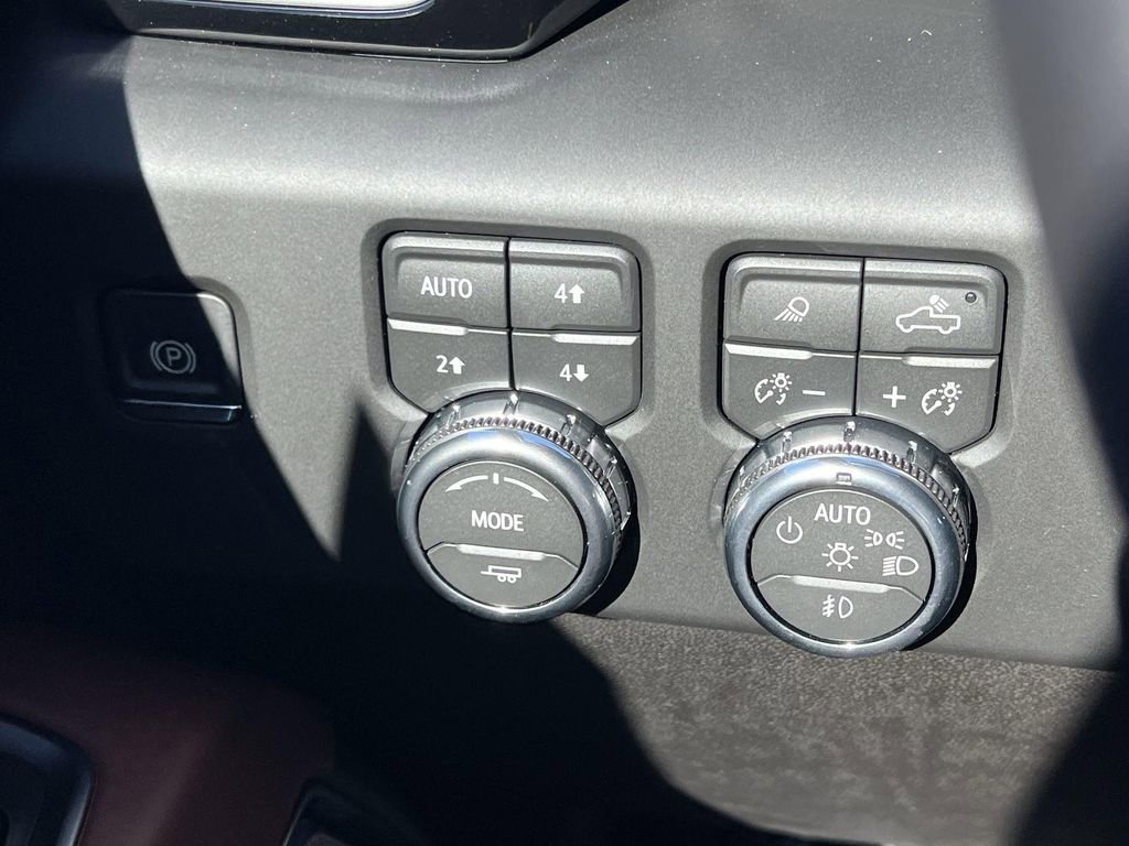 New 2026 GMC Sierra 3500 Denali Ultimate image 21