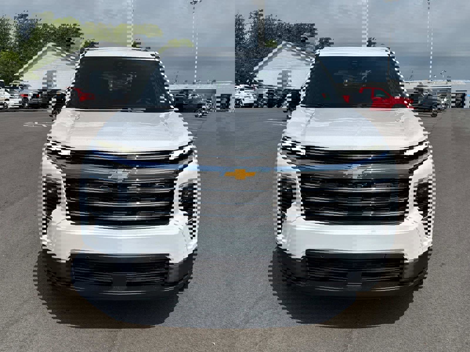 New 2025 Chevrolet Traverse LT w/ Enhanced Driving Package image 5