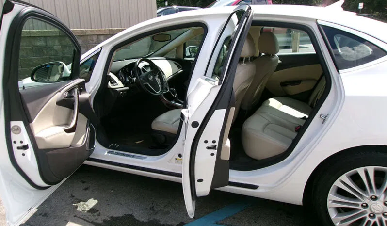 Used 2014 Buick Verano FWD image 13