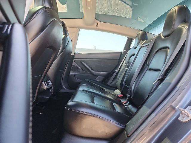 Used 2019 Tesla Model 3 image 6