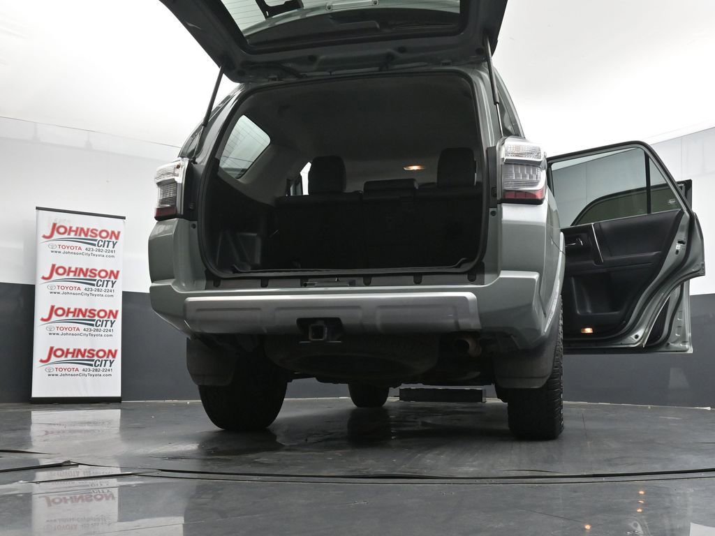 Used 2023 Toyota 4Runner TRD Off-Road Premium w/ Moonroof Package AWD/4WD image 29