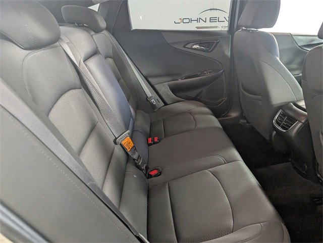 Used 2016 Chevrolet Malibu LT image 19