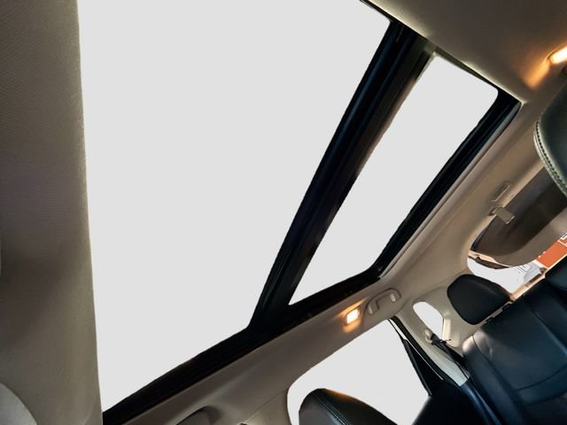 Used 2018 Nissan Rogue SL w/ Premium Package image 23