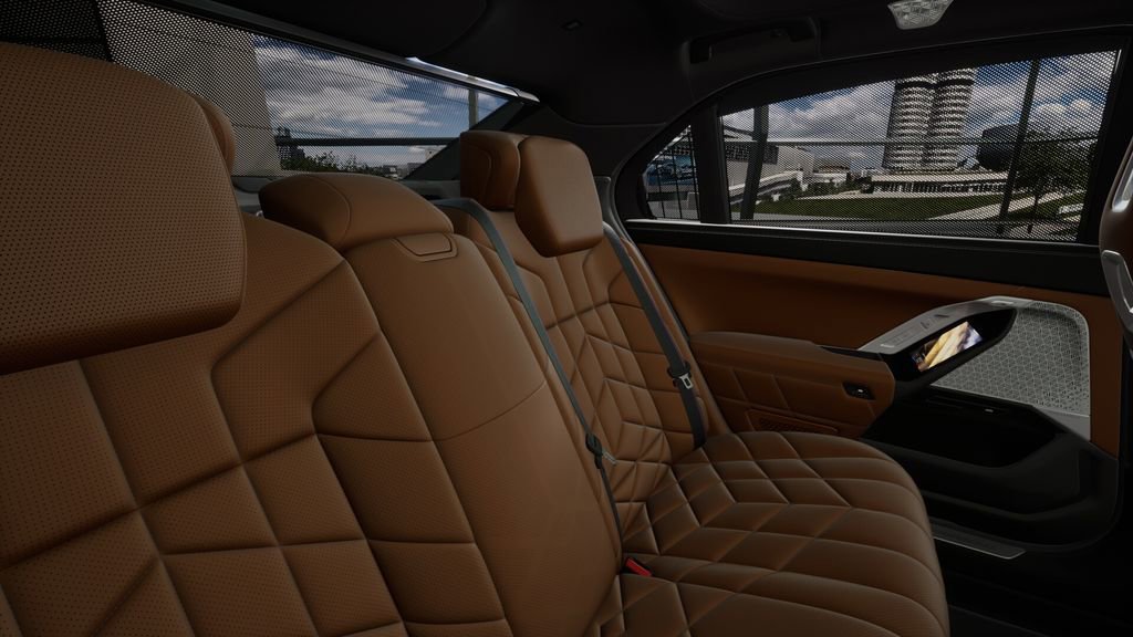 New 2026 BMW 740i w/ Executive Package image 12