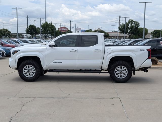 Used 2024 Toyota Tacoma TRD Sport RWD image 9